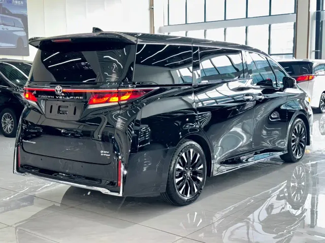 Toyota Vellfire — Фото автомобиля 11
