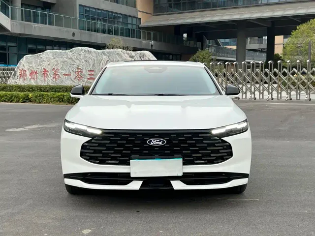 Ford Mondeo — Фото автомобиля 2