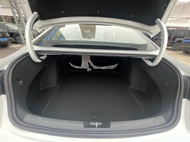 Geely Xingrui — Фото автомобиля 16
