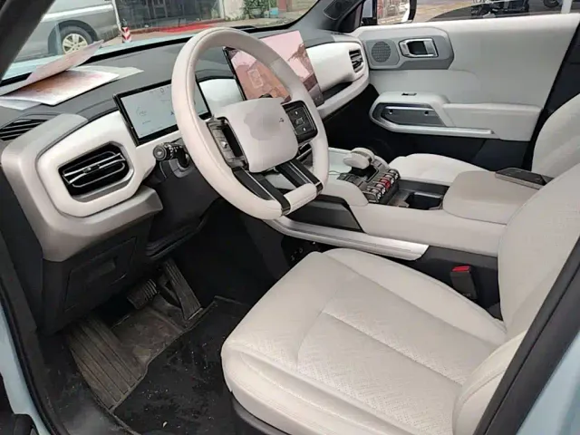 BYD FangChengBao Titanium 3 — Фото автомобиля 14