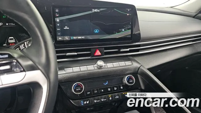 Hyundai AVANTE Avante (CN7) — Фото автомобиля 18