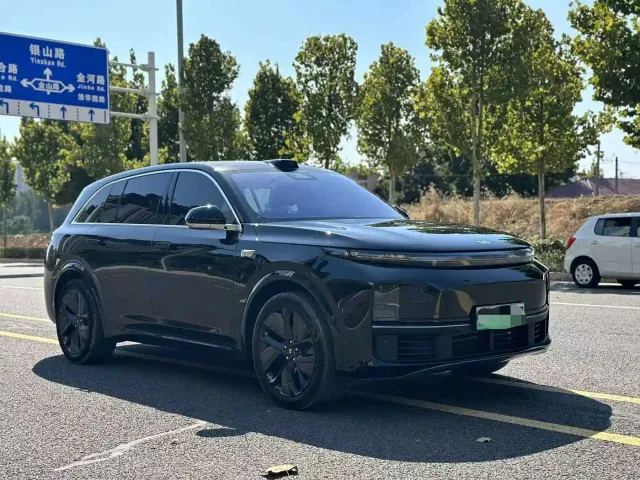 Li Auto L7 — Фото автомобиля 3