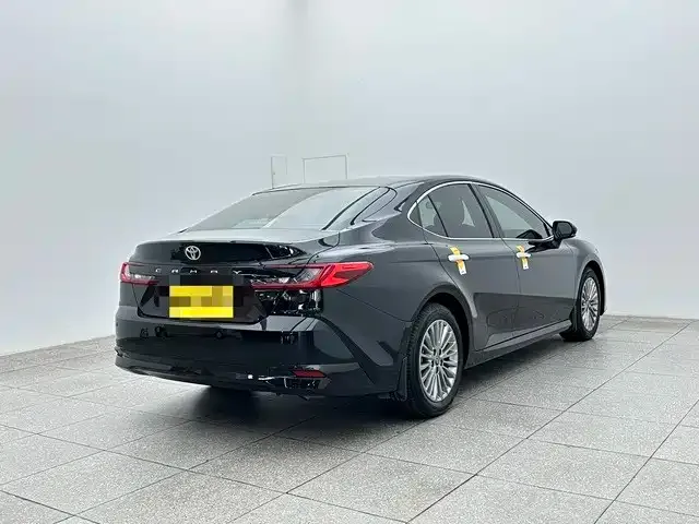 Toyota Camry — Фото автомобиля 6