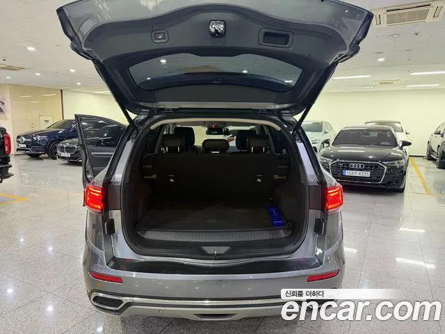 Renault-KoreaSamsung QM6 Новый QM6 2.0 LPe RE Signature 2WD — Фото автомобиля 19