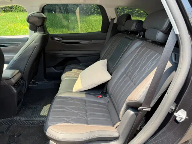 Ford Edge — Фото автомобиля 12