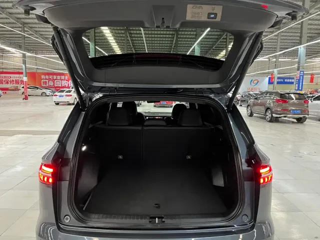 Geely Xingyue L — Фото автомобиля 13