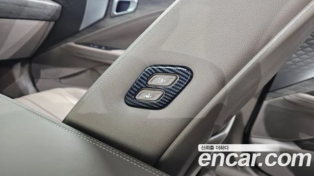 Kia K8 K8 Hybrid — Фото автомобиля 15