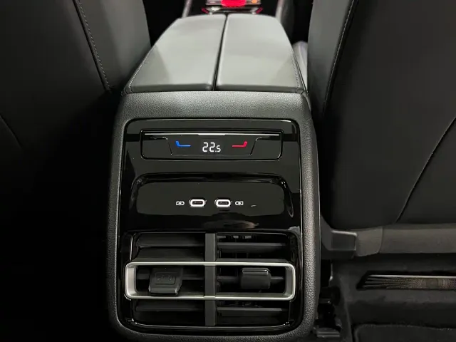 Volkswagen Tiguan L — Фото автомобиля 12