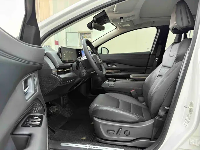 Nissan Ariya — Фото автомобиля 4