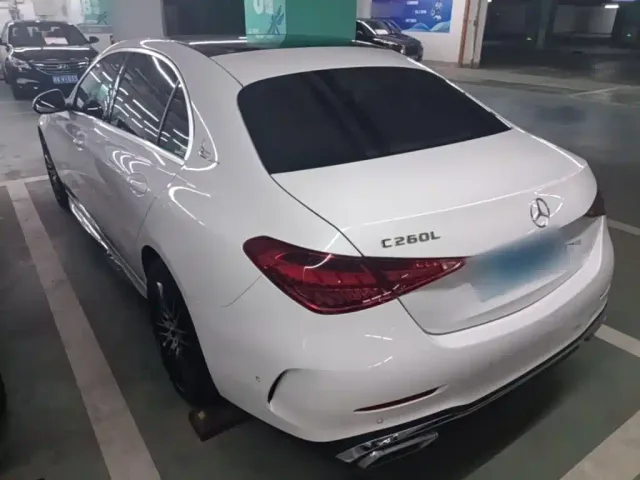 Mercedes-Benz C-Class — Фото автомобиля 4