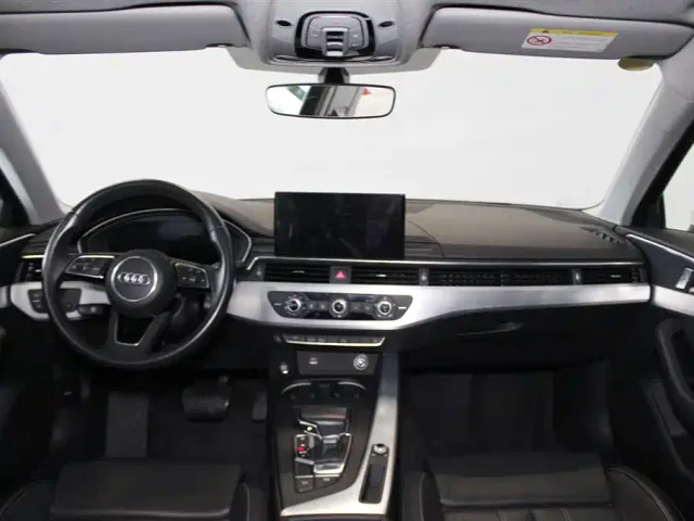 Audi A4L — Фото автомобиля 9