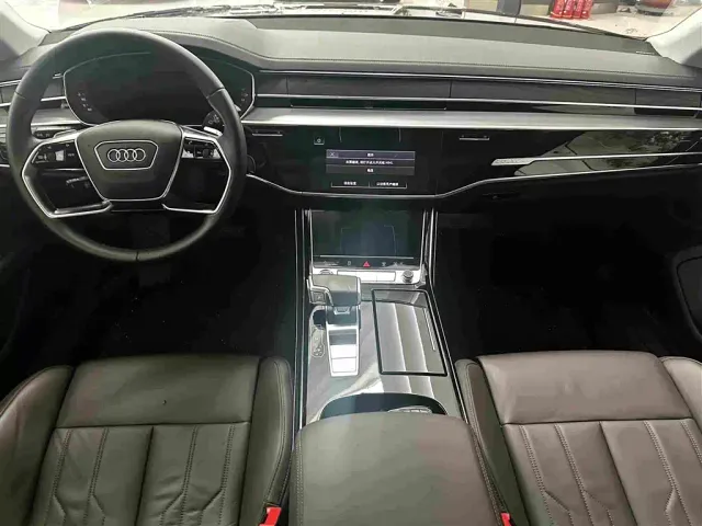 Audi A8 — Фото автомобиля 14