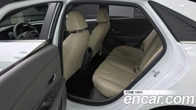 Hyundai Avante — Фото автомобиля 11