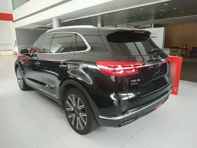 Hongqi HS5 — Фото автомобиля 4