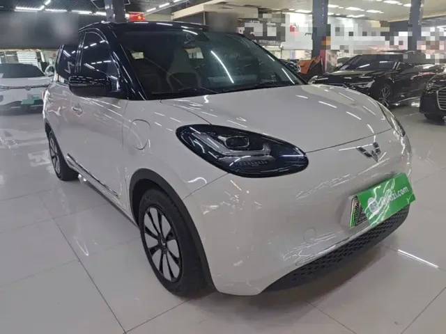 Wuling Bingo — Фото автомобиля 3