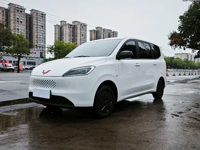 Фотография автомобиля — Wuling Hongguang