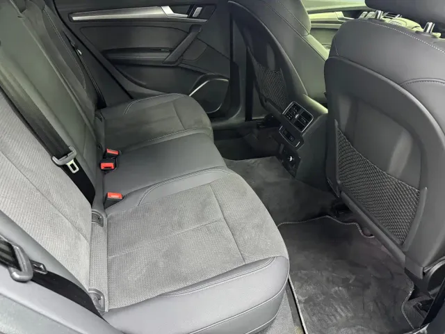 Audi Q5L Sportback — Фото автомобиля 12
