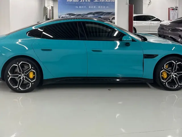 Xiaomi SU7 — Фото автомобиля 3