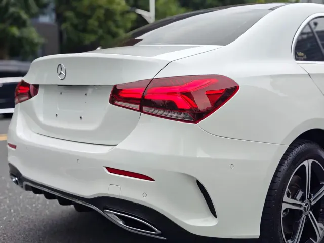 Mercedes-Benz A-Class — Фото автомобиля 21