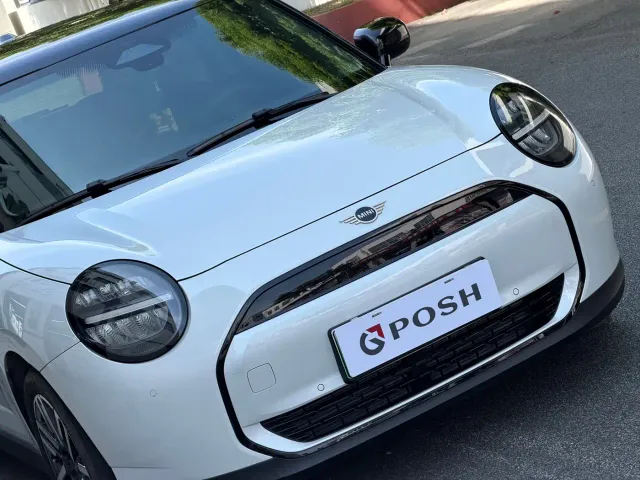 MINI Cooper — Фото автомобиля 3