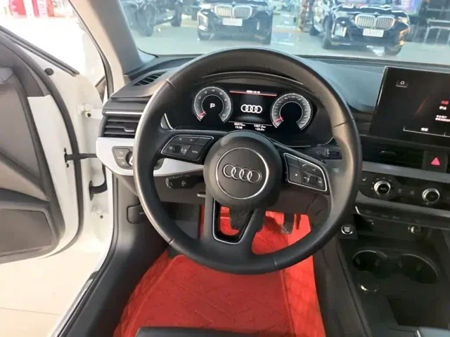 Audi A4L — Фото автомобиля 10