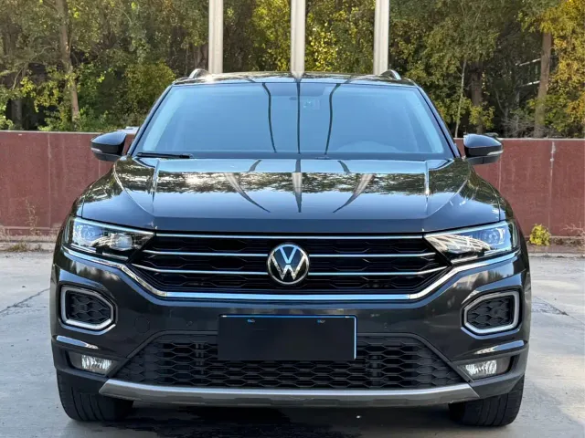 Volkswagen T-Roc — Фото автомобиля 2