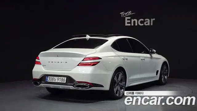 Genesis G70 Новый G70 Бензин 2.5T 2WD — Фото автомобиля 2