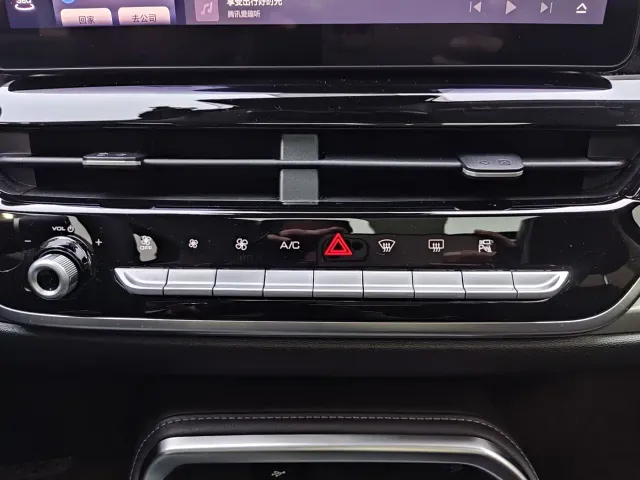 Haval H6 — Фото автомобиля 13