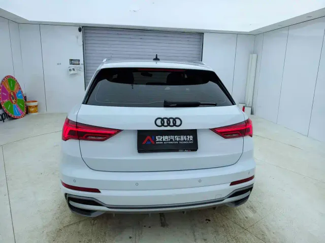 Audi Q3 — Фото автомобиля 5