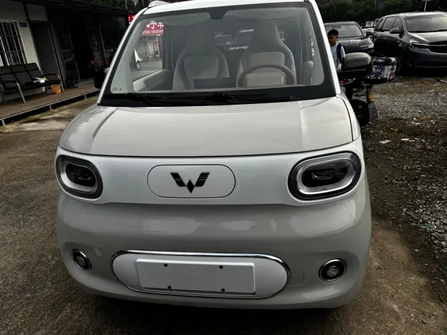 Wuling Hongguang Mini EV — Фото автомобиля 2