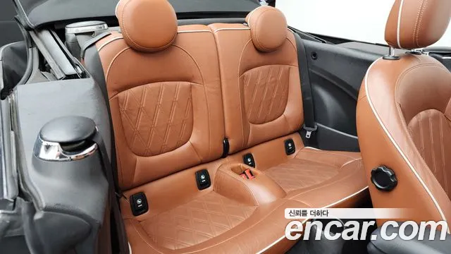 Mini Cooper Convertible — Фото автомобиля 9