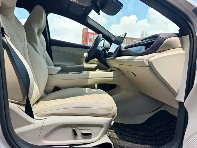 BYD Seal 06 GT — Фото автомобиля 8