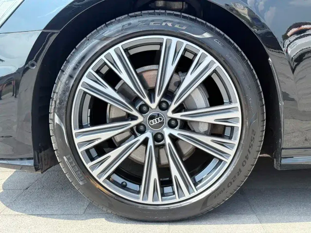 Audi A6L — Фото автомобиля 4