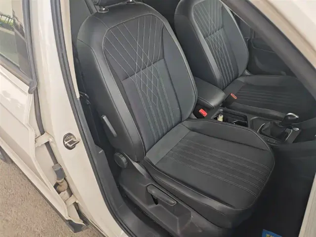 Volkswagen Tiguan L — Фото автомобиля 24