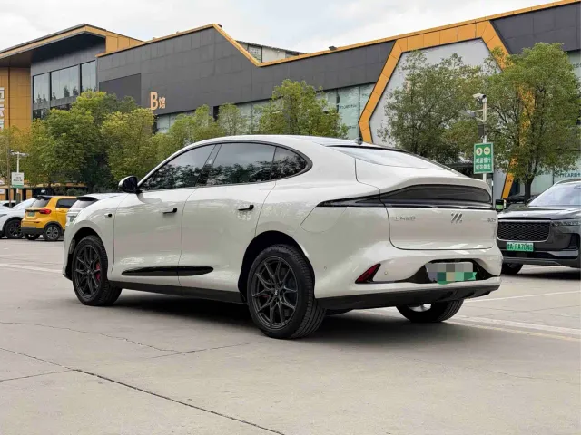 IM Motors LS6 — Фото автомобиля 4