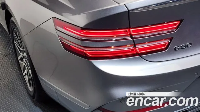 Genesis G80 Бензин 2.5 турбо AWD — Фото автомобиля 22