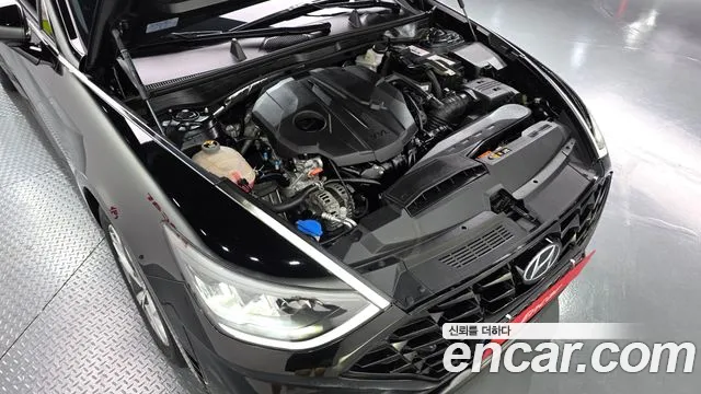Hyundai Sonata — Фото автомобиля 9