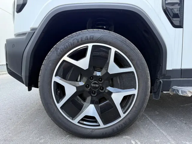 iCAR V27 — Фото автомобиля 6