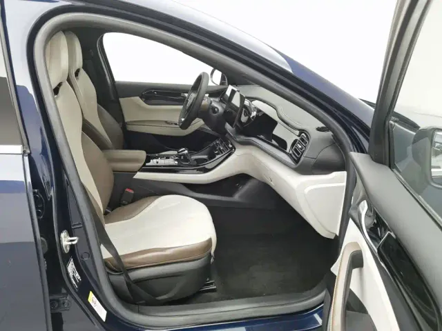 BYD Qin PLUS — Фото автомобиля 23