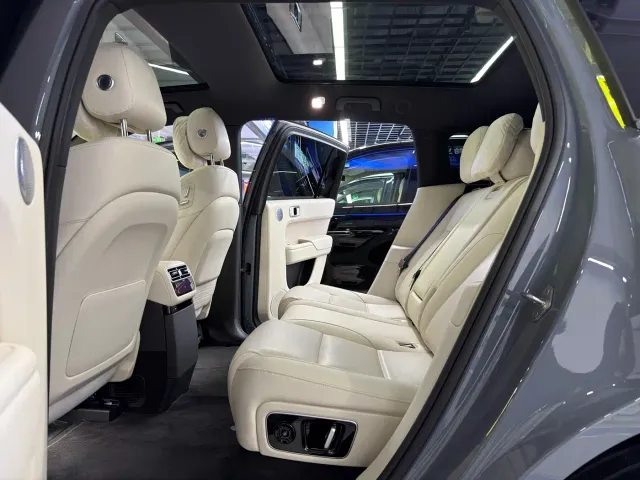 Li Auto L7 — Фото автомобиля 9