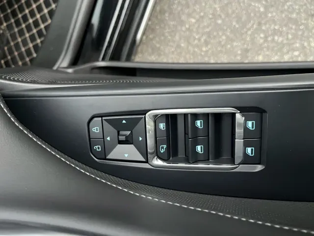 Ford Mondeo — Фото автомобиля 23