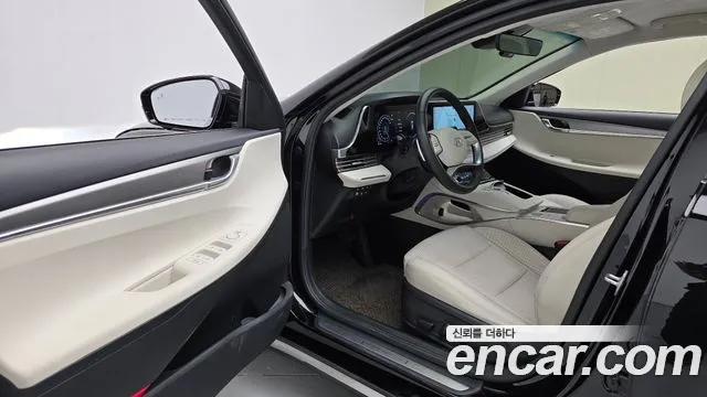 Hyundai Grandeur Grandeur (New) — Фото автомобиля 10