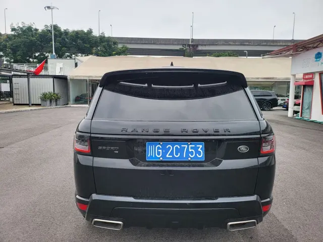 Land Rover Range Rover Sport — Фото автомобиля 12