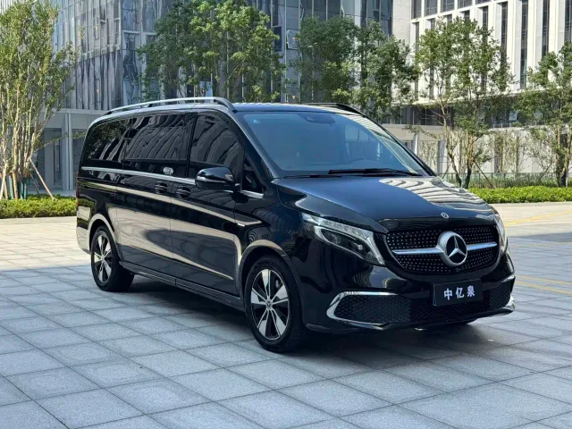 Mercedes-Benz V-Class — Фото автомобиля 3