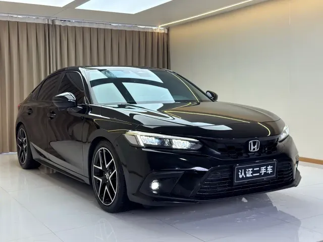Honda Civic — Фото автомобиля 3