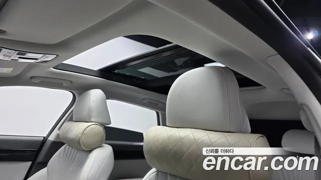 Hyundai Grandeur GN7 — Фото автомобиля 19