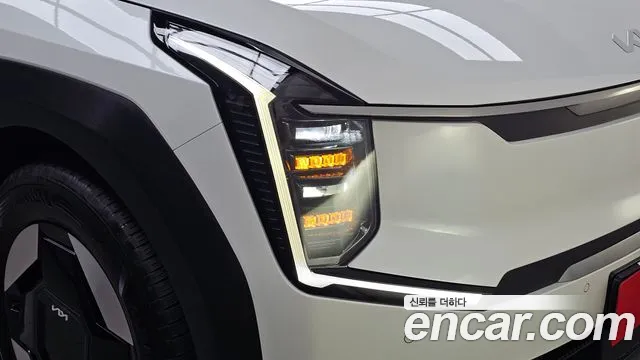 Kia EV9 — Фото автомобиля 7