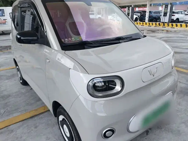 Wuling Hongguang Mini EV — Фото автомобиля 3