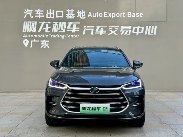 BYD Tang — Фото автомобиля 2