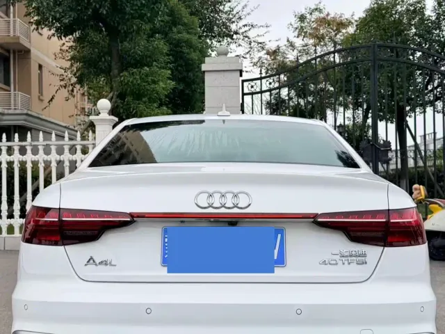 Audi A4L — Фото автомобиля 6
